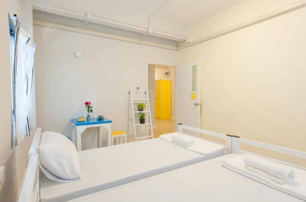 My Thai Hostel Бангкок Экстерьер фото